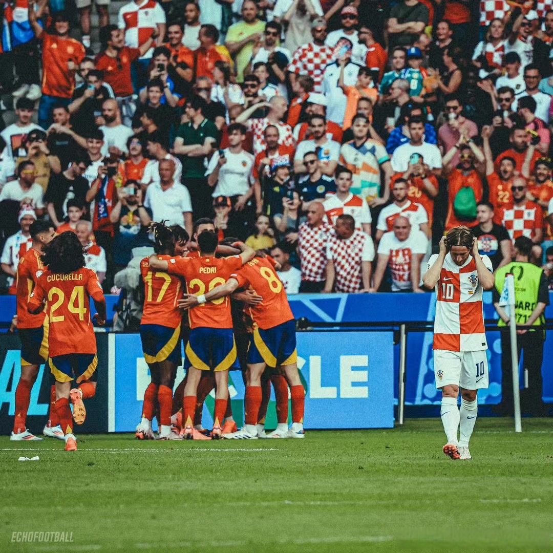 包含里尔客场战胜对手，状态回勇的词条